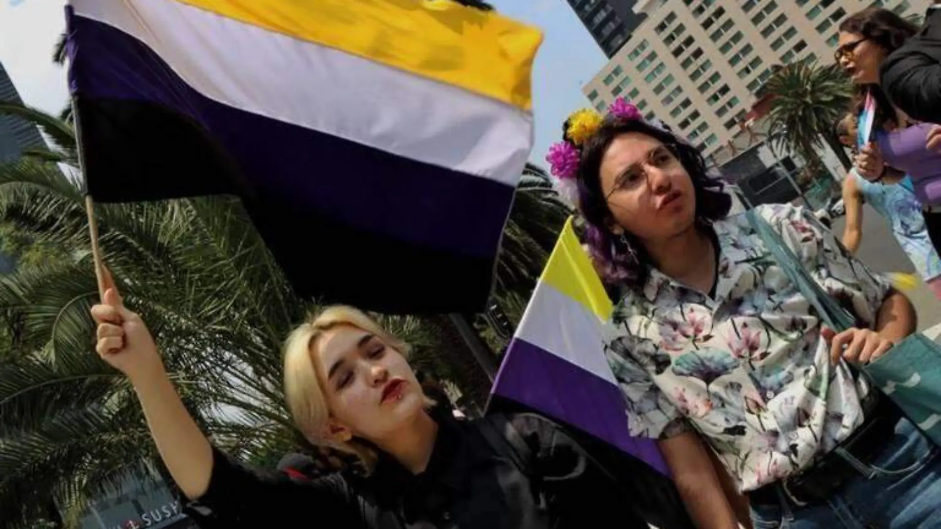 Personas no binarias en marcha de CDMX.